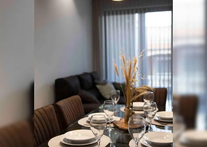 Flat 3, Nearby Beaches & Countryside, With Terrace