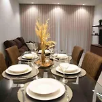 Flat 3, Nearby Beaches & Countryside, Sleeps 11 * L-Imgarr