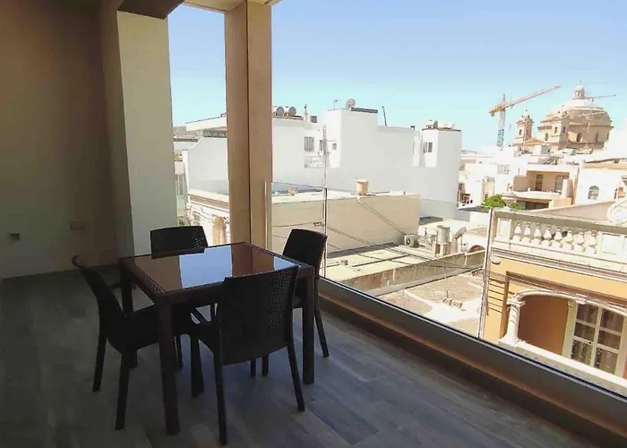 Flat 3, Nearby Beaches & Countryside, With Terrace