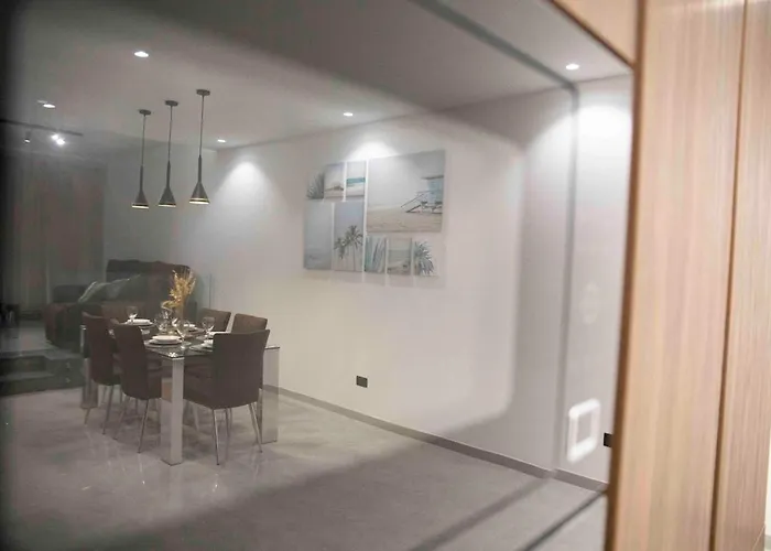 Flat 3, Nearby Beaches & Countryside, With Terrace *