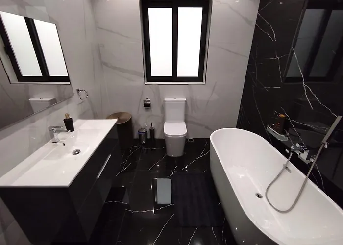 Flat 3, Nearby Beaches & Countryside, With Terrace Διαμέρισμα L-Imgarr